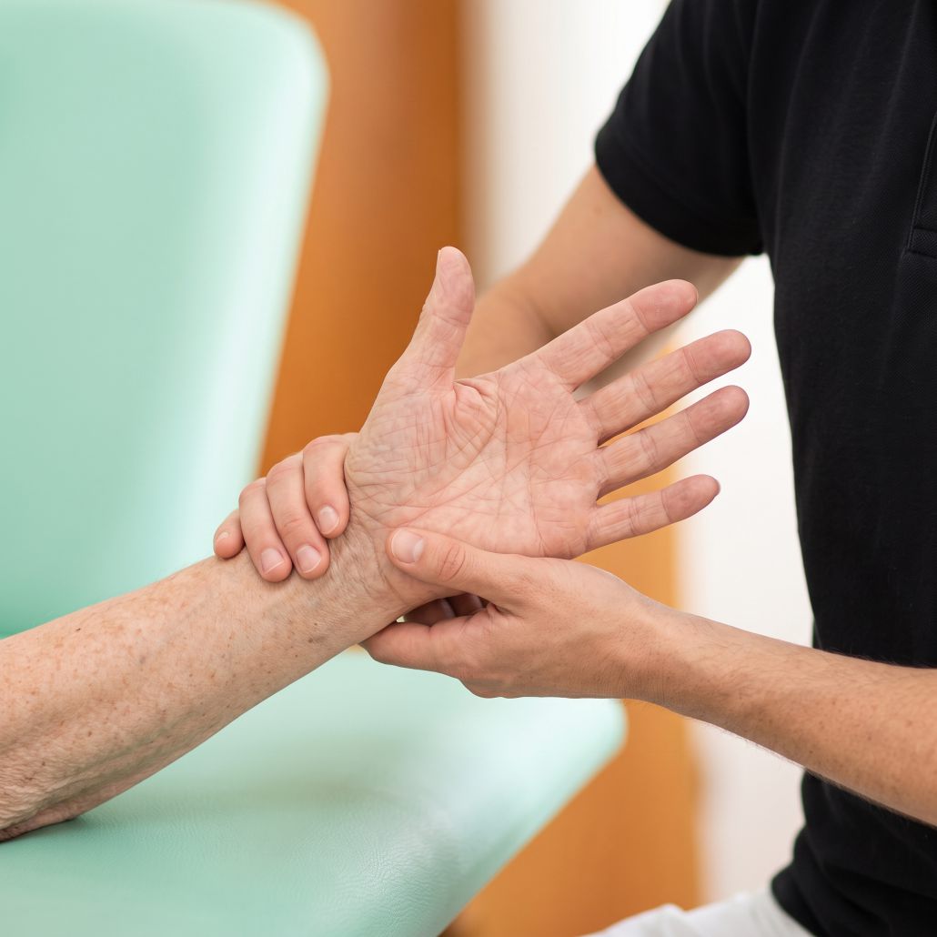 Anwendungsgebiete Krankengymnastik nach Bobath – RehaPro Neu-Ulm